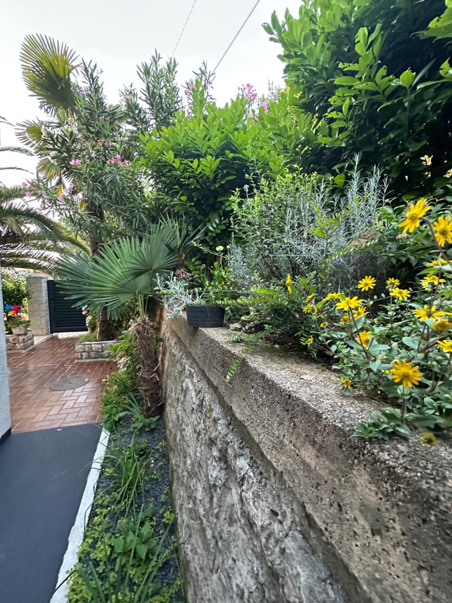 Vacation Home Lucija Slatina  Exterior foto
